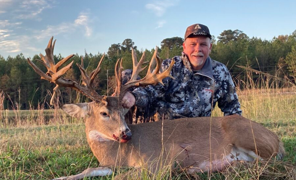 What Makes A Great Deer Hunting Lodge